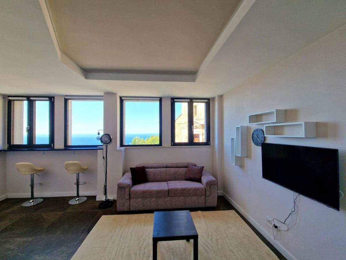 The White Domus Apartman Taormina Kültér fotó