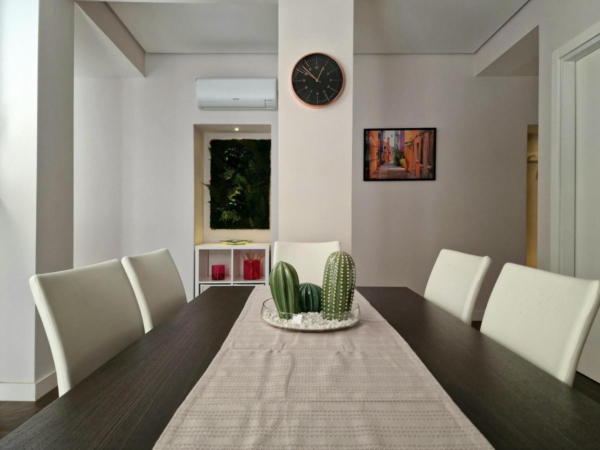 The White Domus Apartman Taormina Kültér fotó